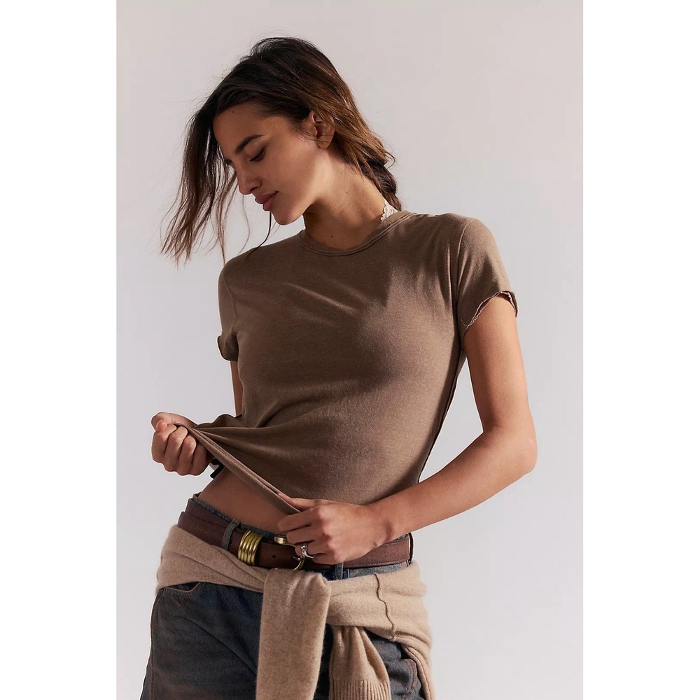 We The Free Nova Tee Size Médium Brown  Short Sleeve Top